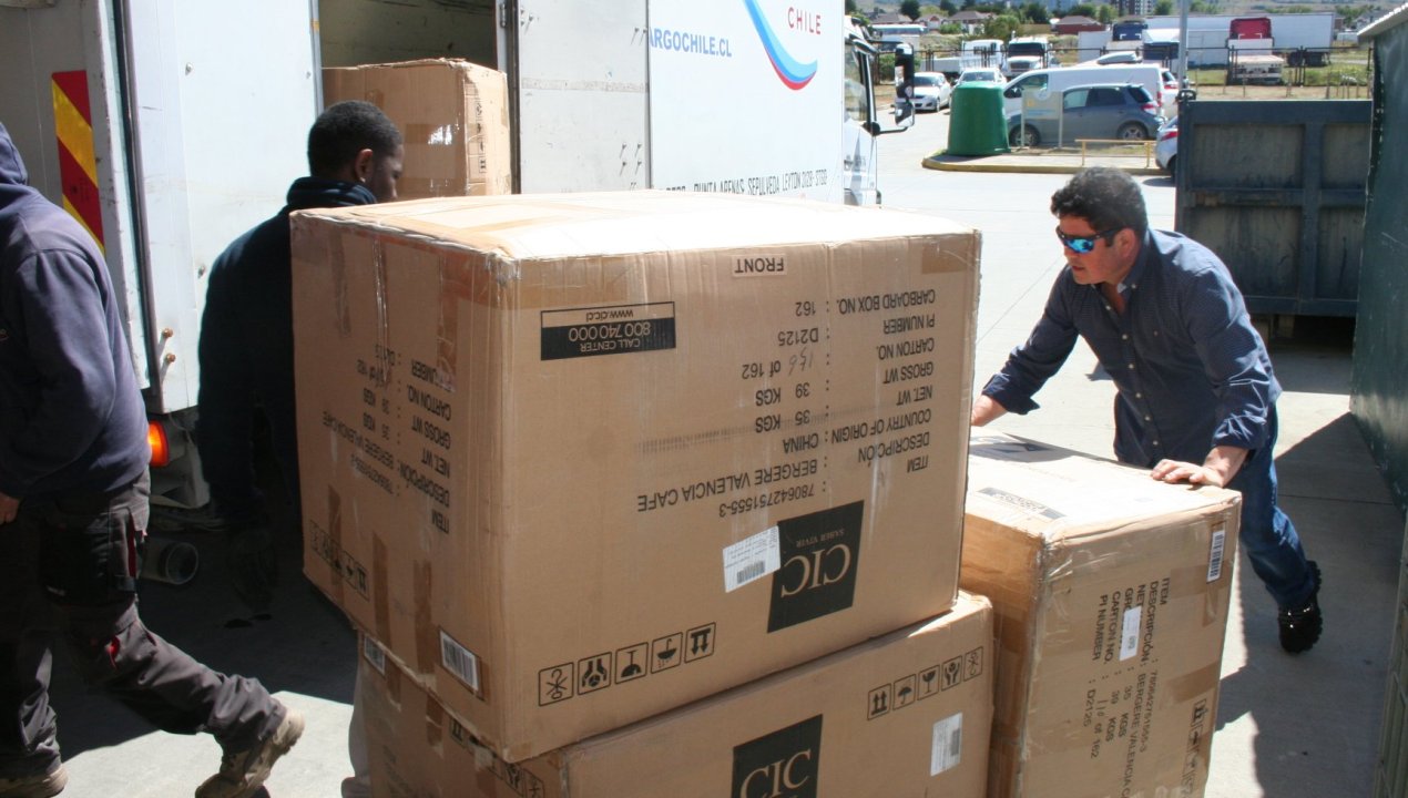/sindicato-de-trabajadores-enap-magallanes-realiza-valiosa-donacion-a-la