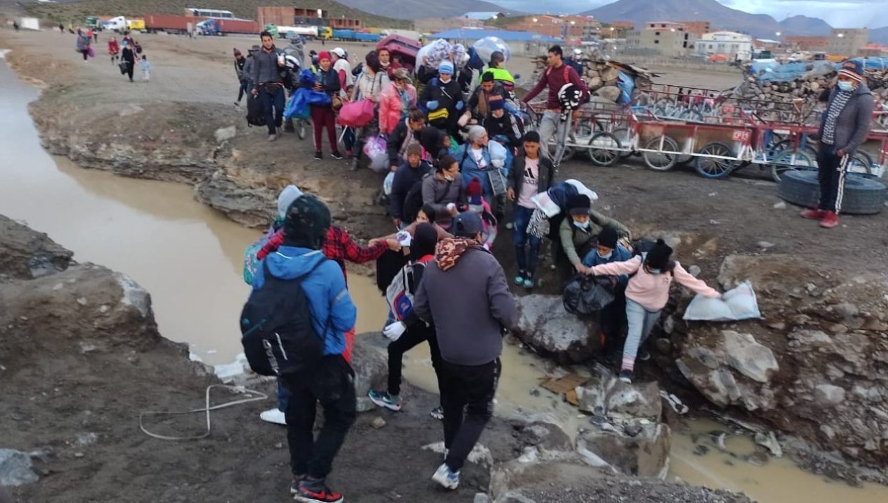 /regionales/region-de-arica-y-parinacota/desbaratan-grupo-dedicado-al-trafico-de-migrantes-en-arica-hubo-siete