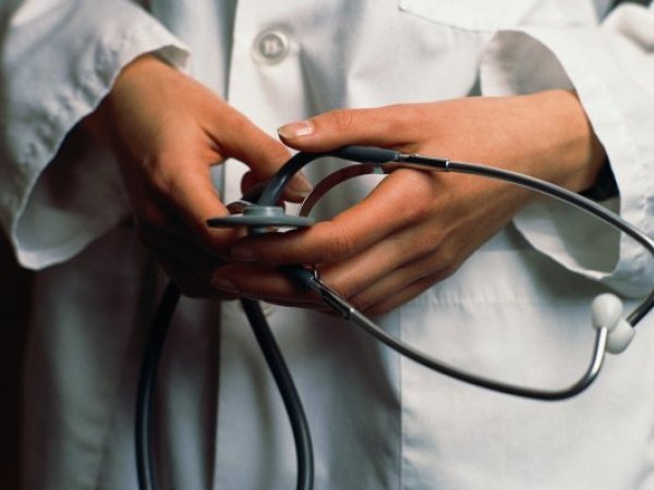 NOMII: La agencia osornina que brinda alternativa de especialización a médicos latinoamericanos
