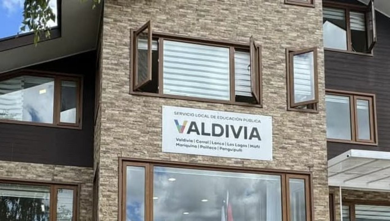 /regionales/los-rios-consejo-regional-de-las-culturas-pide-revisar-despidos-de