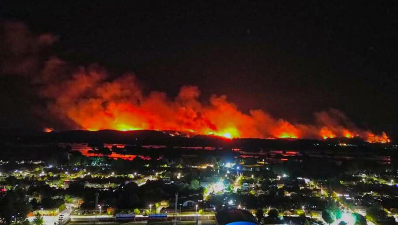 /actualidad/desastres-naturales/incendios-forestales/emergencia-nacional-por-incendios-forestales-autoridades-refuerzan