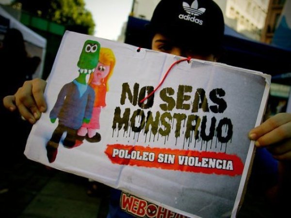 El Ministerio Público entregó una guía para que mujeres puedan identificar la violencia dentro del pololeo