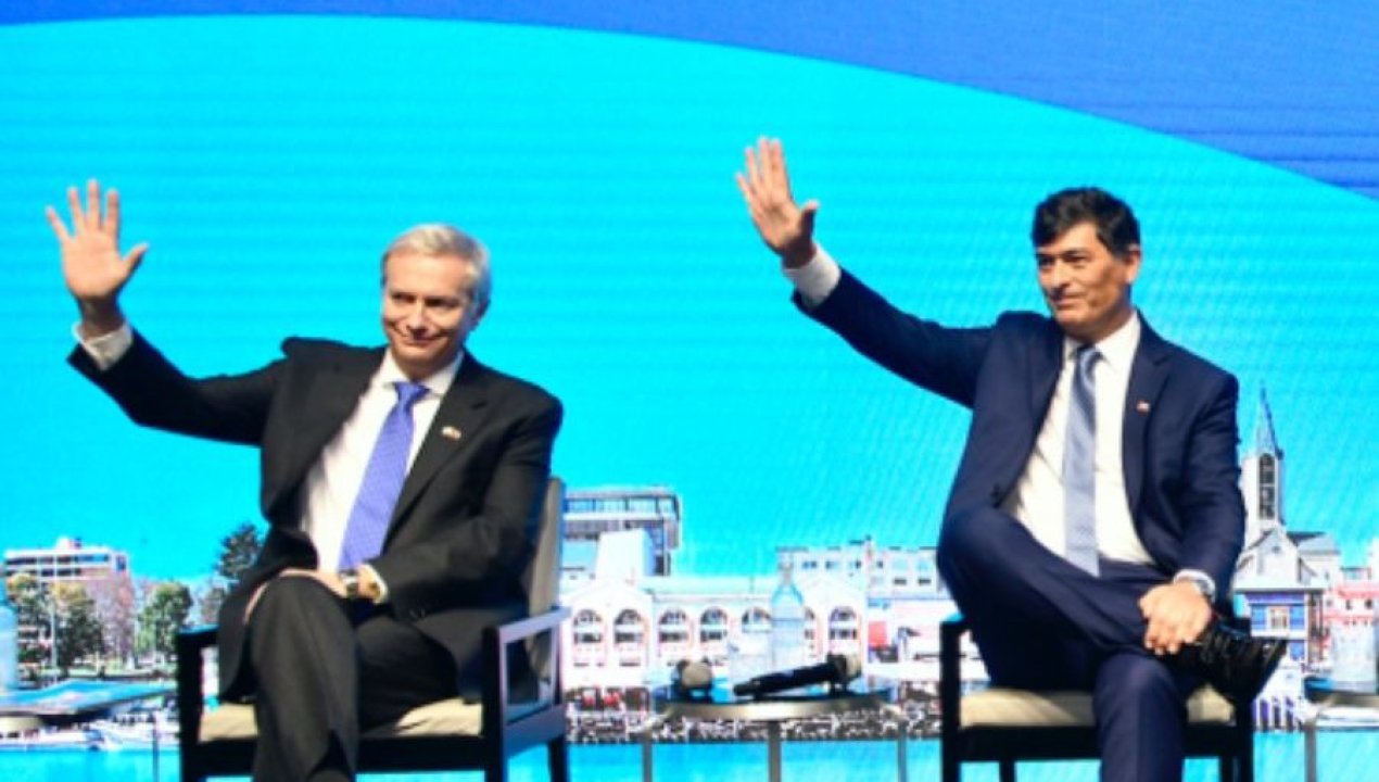 /actualidad/politica/kast-firmo-plan-de-reconstruccion-nacional-e-incorporara-rebaja-de-iva-a