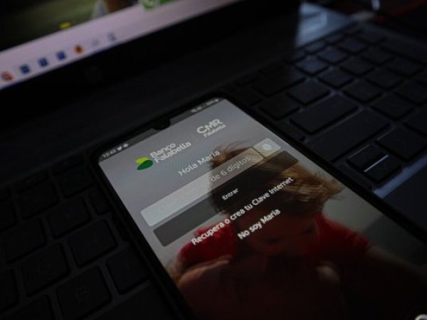 Especialistas advierten riesgos tras anuncio de ChatGpt y conexión con cuentas bancarias