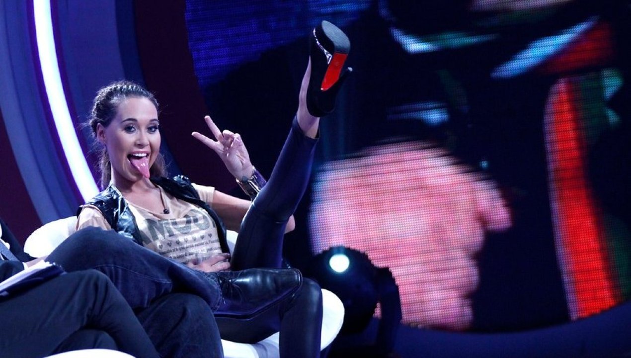 /magazine/vale-rorh-revelo-que-fue-enganada-por-dos-futbolistas