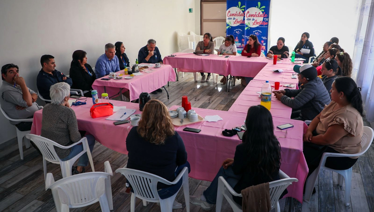 /antofagasta-juntas-vecinales-conocieron-plan-de-trabajo-y-saneamiento